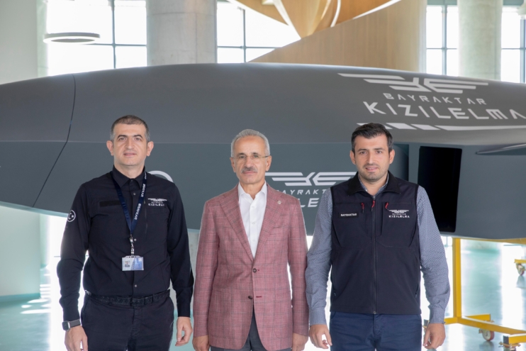 Bakan Uraloğlu Türkiye Milli Teknoloji Hamlesi'nde İleri Adımlar Atıyor F5l1AIUXYAAl9Ob-742x495.jpg