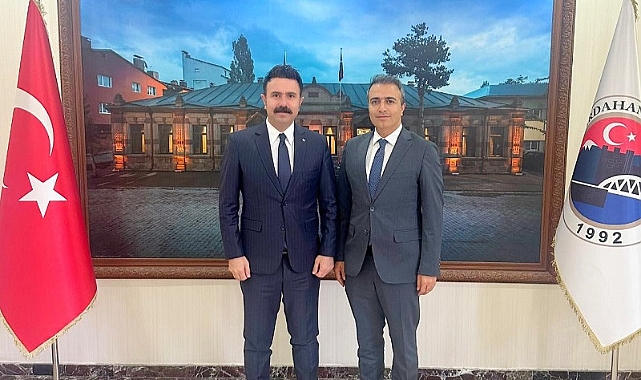 iki-genc-vali-ardahan-valiliginde-gorustu-8218.jpg