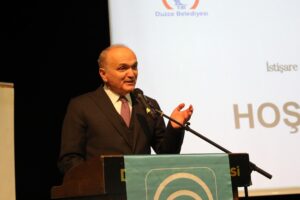 TDED GENEL BAŞKANI ERDEM DİLİMİZE YÖNELİK TEHLİKELERİ PAYLAŞTI