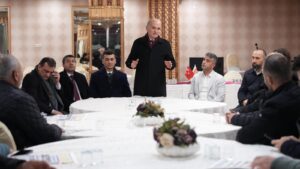 BAŞKAN FARUK ÖZLÜ DERNEKLERİ ZİYARET ETTİ
