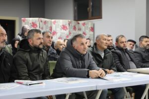 BAŞKAN ÖZLÜ 3 MAHALLEDE SEÇMENLERLE BULUŞTU