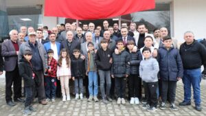 BAŞKAN ÖZLÜ BAHÇEŞEHİRLİLERLE BULUŞTU