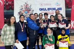 CUMAYERİ ORTAOKULU BİRİNCİ