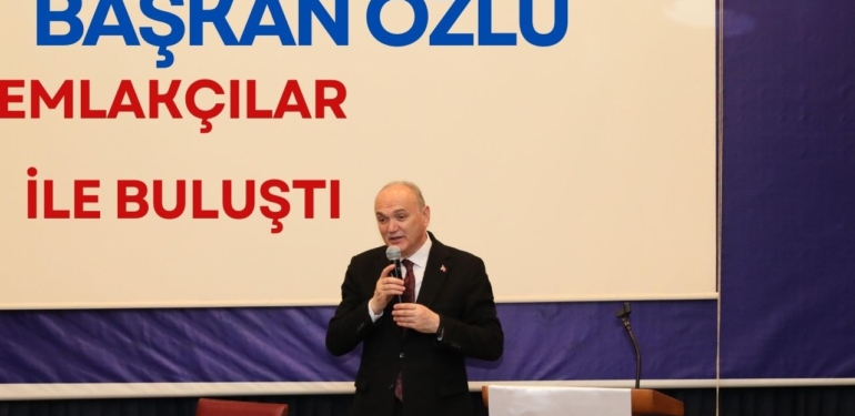 Kırmızı