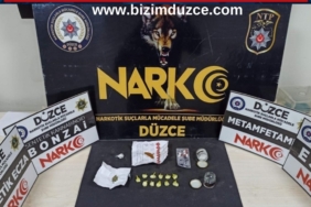 Lacivert Kırmızı Son Dakika Hareketli Instagram Gönderisi