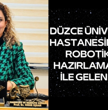 Siyah minimal uzay astronot masaüstü duvar kağıdı