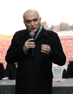ÖZLÜ:“GÜÇLÜ BİR KADRO OLUŞTURDUM” ÖZLÜ:“GÜÇLÜ BİR KADRO OLUŞTURDUM”