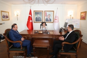 VALİ ASLAN GÖREVİ TEMSİLİ VALİ ELİF SU TANAY'A DEVİR ETTİ