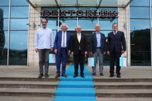 NAHÇIVAN ESKİ BAŞBAKANI REKTÖR SÖZBİR’İ ZİYARET ETTİ NAHÇIVAN ESKİ BAŞBAKANI REKTÖR SÖZBİR’İ ZİYARET ETTİ