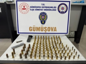 DÜZCE İL EMNİYET MÜDÜRLÜĞÜ'NDEN HAFTALIK ÇALIŞMASINI BASIN İLE PAYLAŞTI