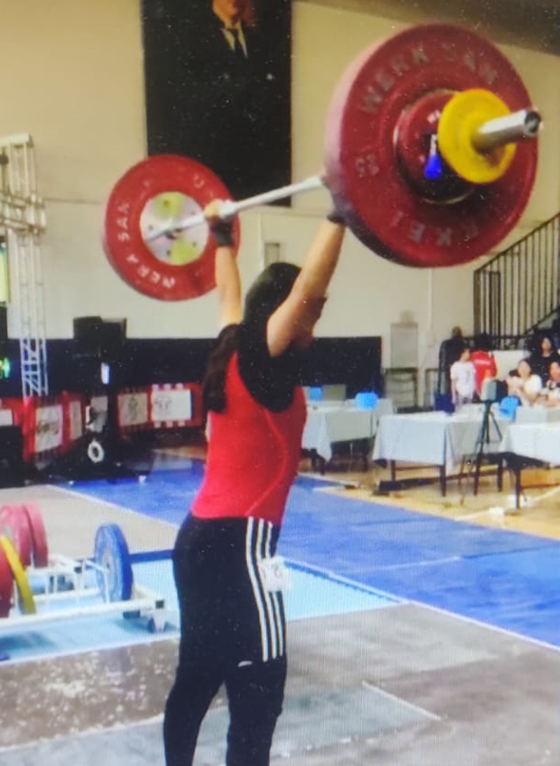 TUĞBA KIVIKOGLU U15 TÜRKİYE İKİNCİSİ OLDU: