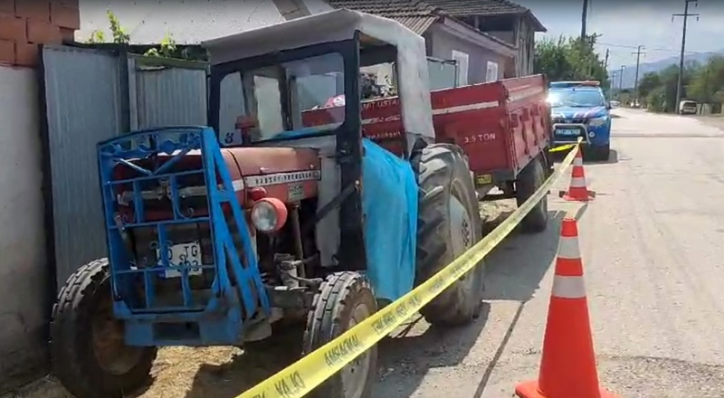 TRAKTÖR KULLANIRKEN KALP KRİZİNDEN HAYATINI KAYBETTİ