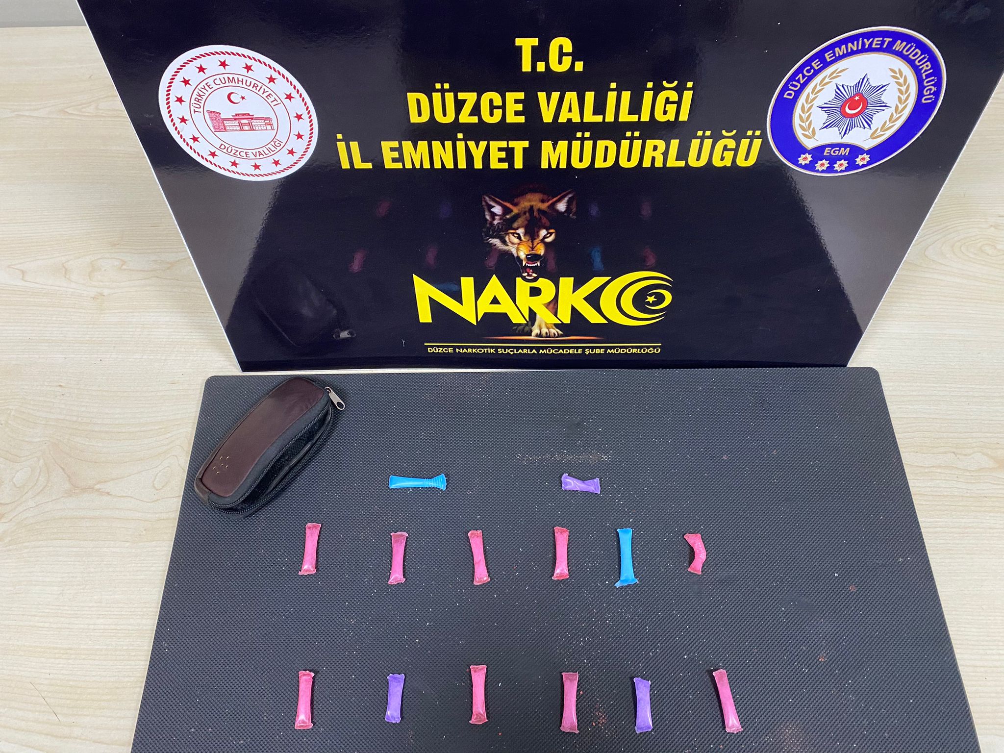 DÜZCE'DE UYUŞTURUCU OPERASYONU: ŞÜPHELİ TUTUKLANDI