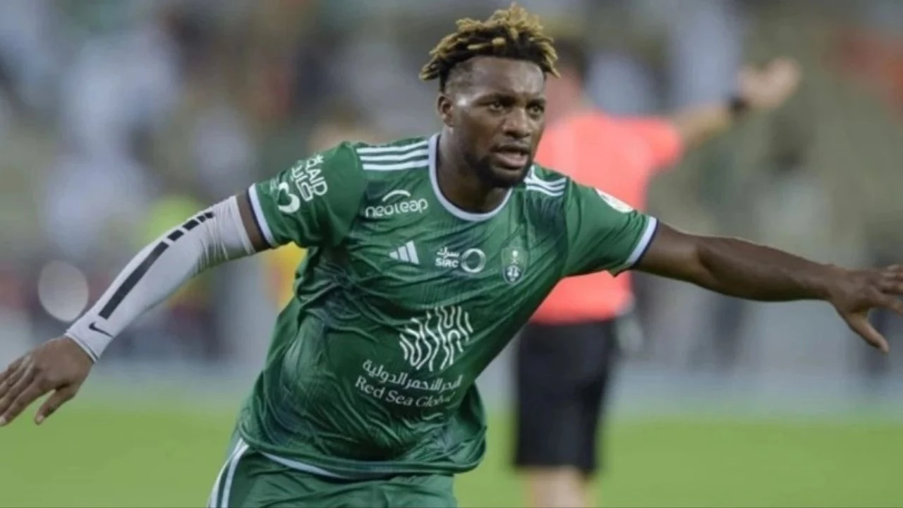 FRANSIZ OYUNCU ALLAN SAİNT-MAXİMİN'İN FENERBAHÇE'DE