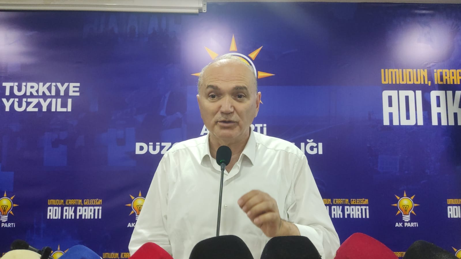 AK PARTİ 23. KURULUŞ YILINI KUTLADI AK PARTİ 23. KURULUŞ YILINI KUTLADI