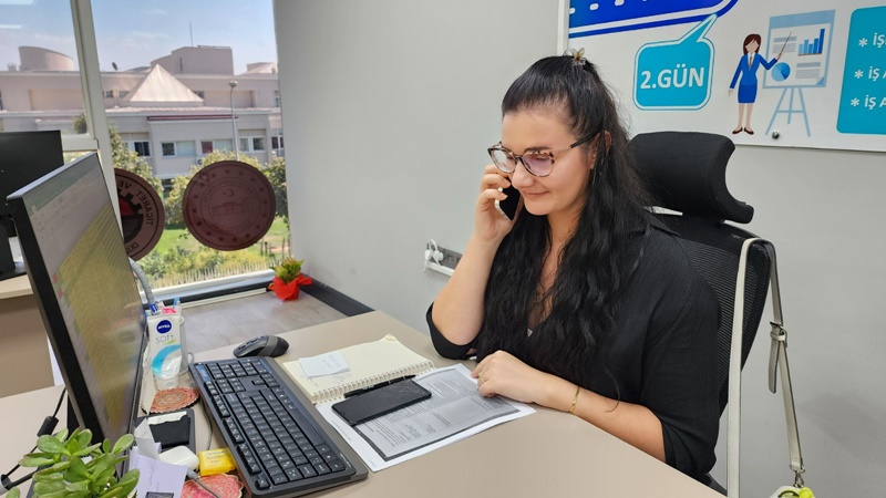 İŞ KULÜBÜ 1000 KİŞİYE TEK TEK ULAŞTI