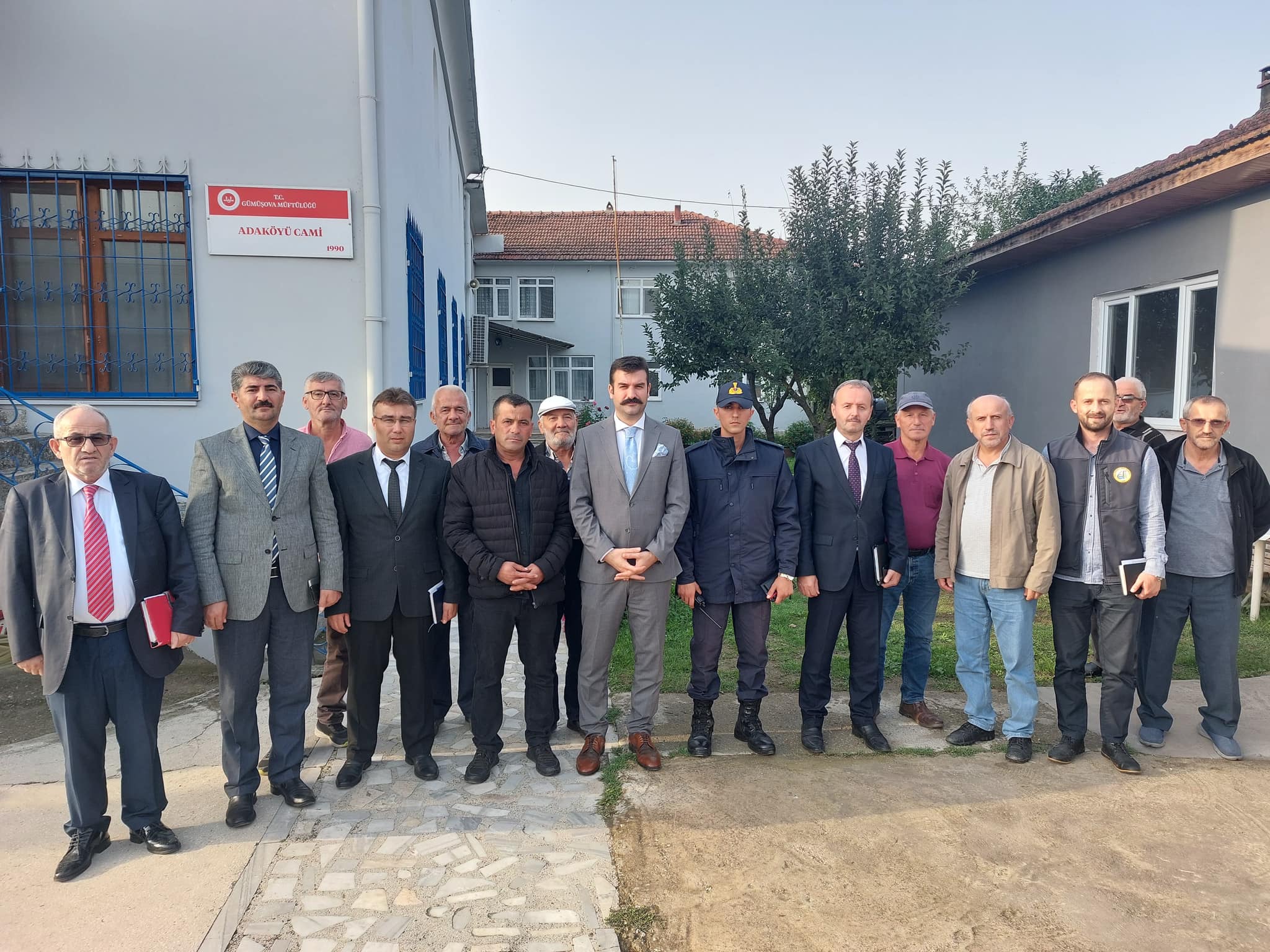 KAYMAKAM YOSUNKAYA VE İLÇE JANDARMA KOMUTANI'NDAN KÖY ZİYARETLERİ KAYMAKAM YOSUNKAYA VE İLÇE JANDARMA KOMUTANI'NDAN KÖY ZİYARETLERİ
