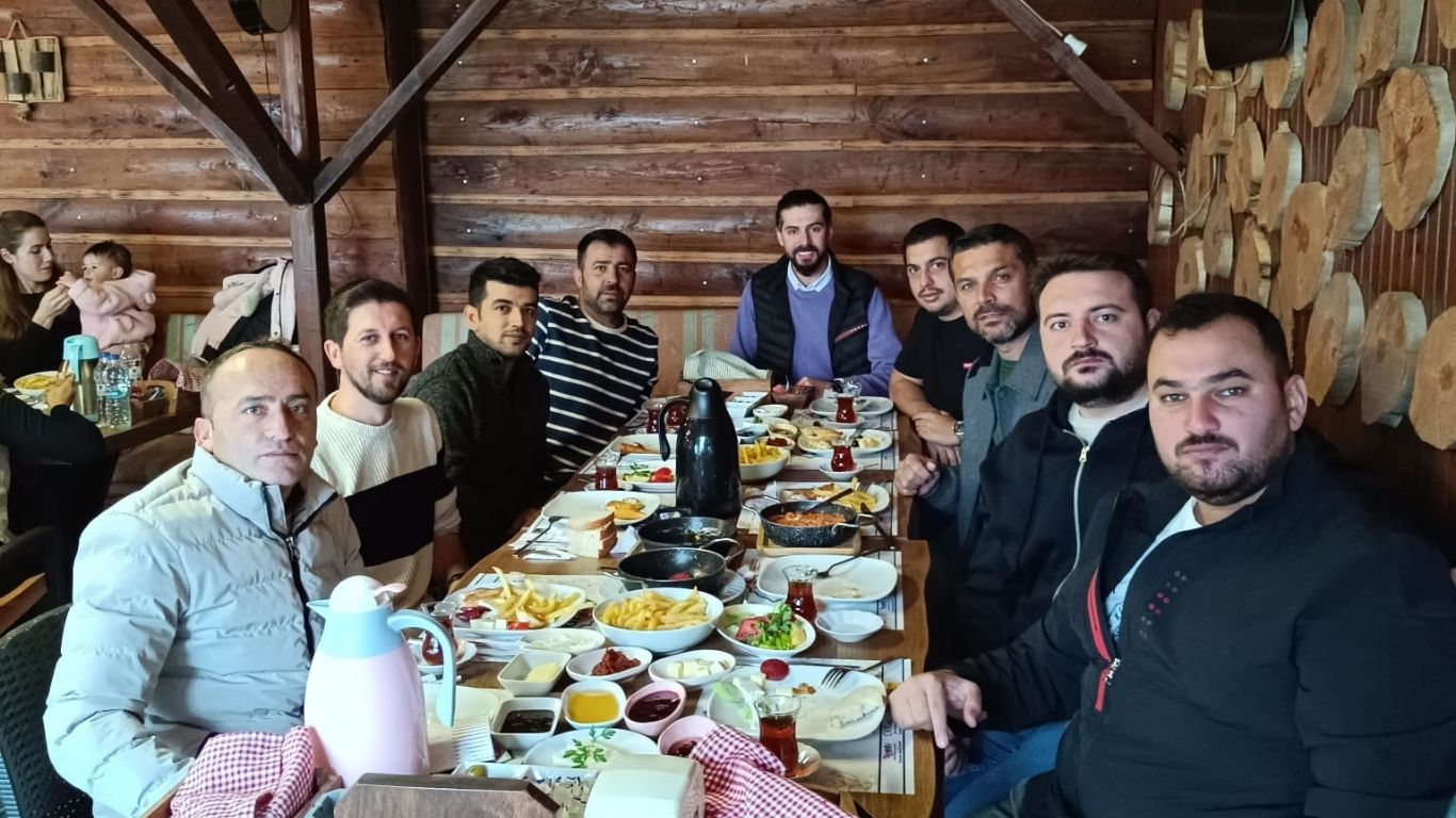 CUMAYERİ'NDE HALKI SPORA TEŞVİK TURNUVASI