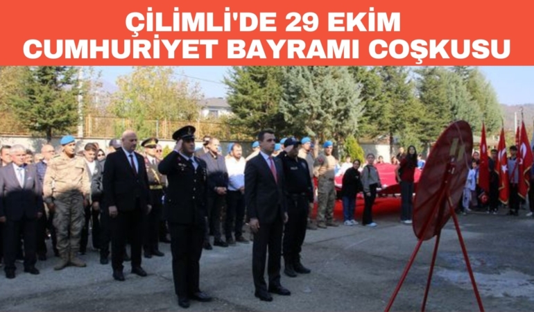 Siyah ve Kırmızı Modern Sosyal Medya Stratejisi Profesyonel Sunum