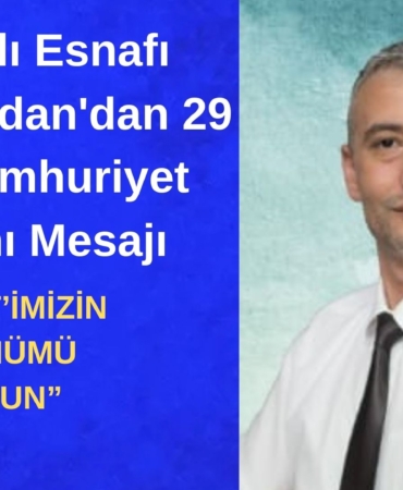 Siyah ve Kırmızı Modern Sosyal Medya Stratejisi Profesyonel Sunum (9)
