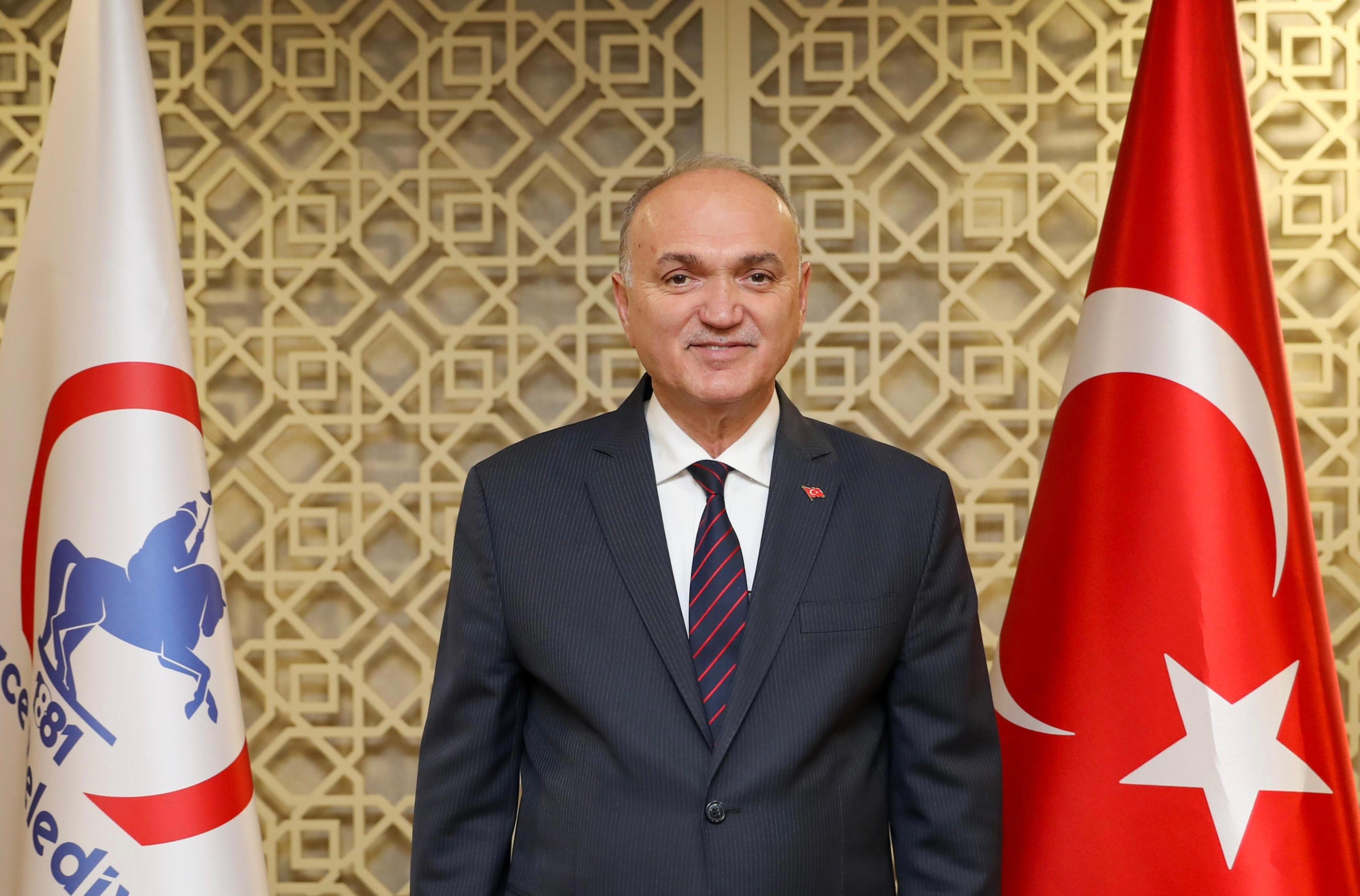 İSMAİL ÖĞRETMENE EN UNUTULMAZ 24 KASIM