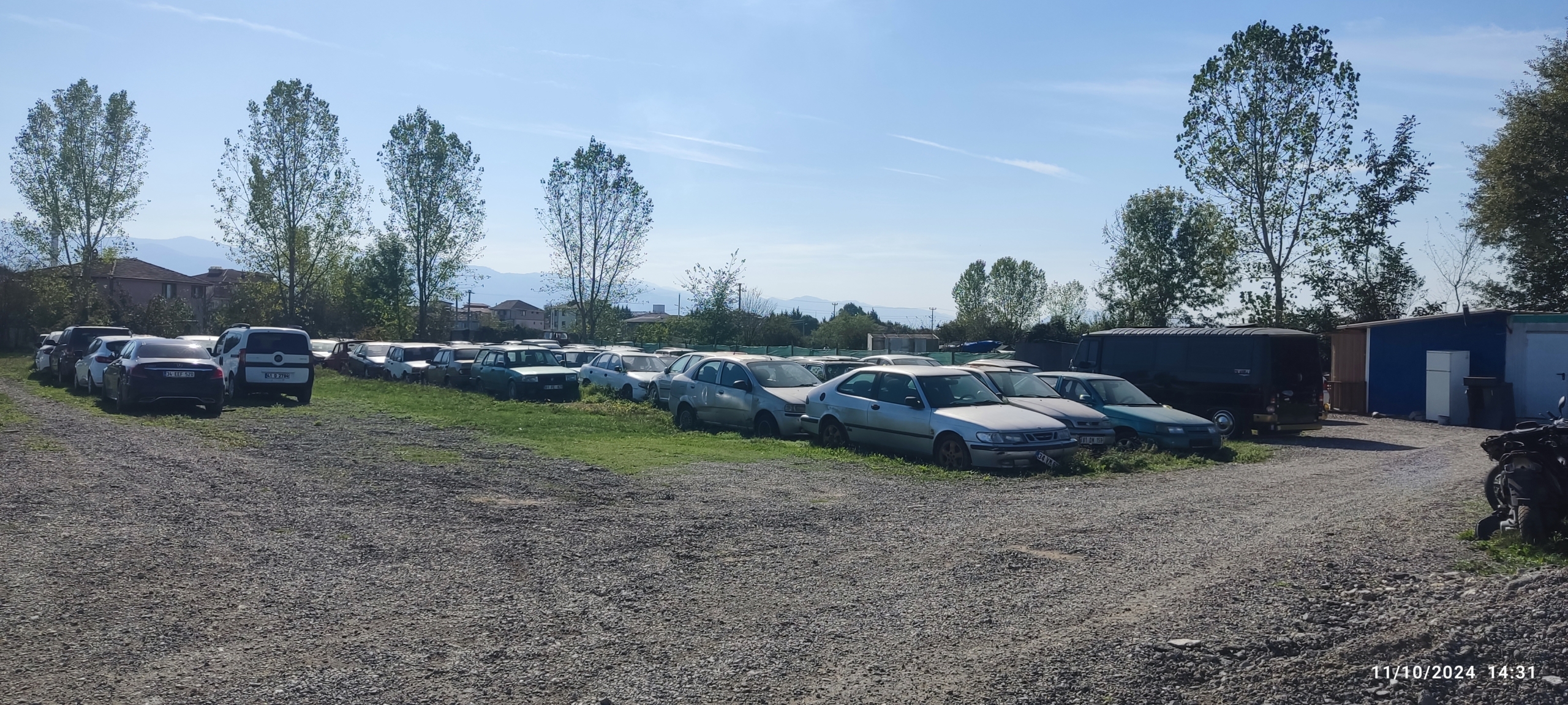 YEDİ EMİN OTOPARKLAR ARAÇLARLA DOLU YEDİ EMİN OTOPARKLAR ARAÇLARLA DOLU