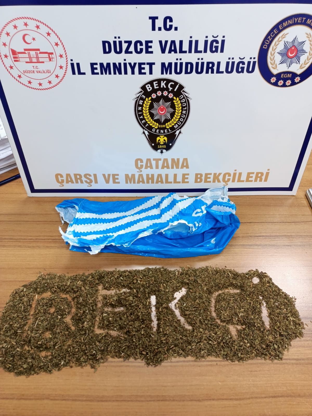 YAPILAN OPERASYONLARDA 13 KİŞİ GÖZALTINA ALINDI YAPILAN OPERASYONLARDA 13 KİŞİ GÖZALTINA ALINDI