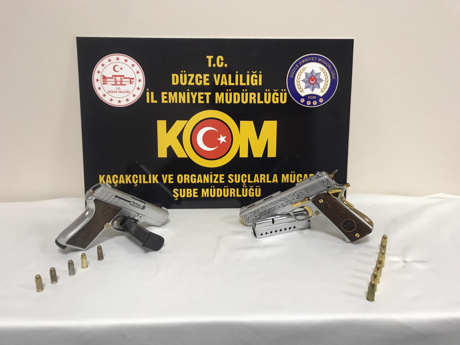 YAPILAN OPERASYONLARDA 13 KİŞİ GÖZALTINA ALINDI YAPILAN OPERASYONLARDA 13 KİŞİ GÖZALTINA ALINDI