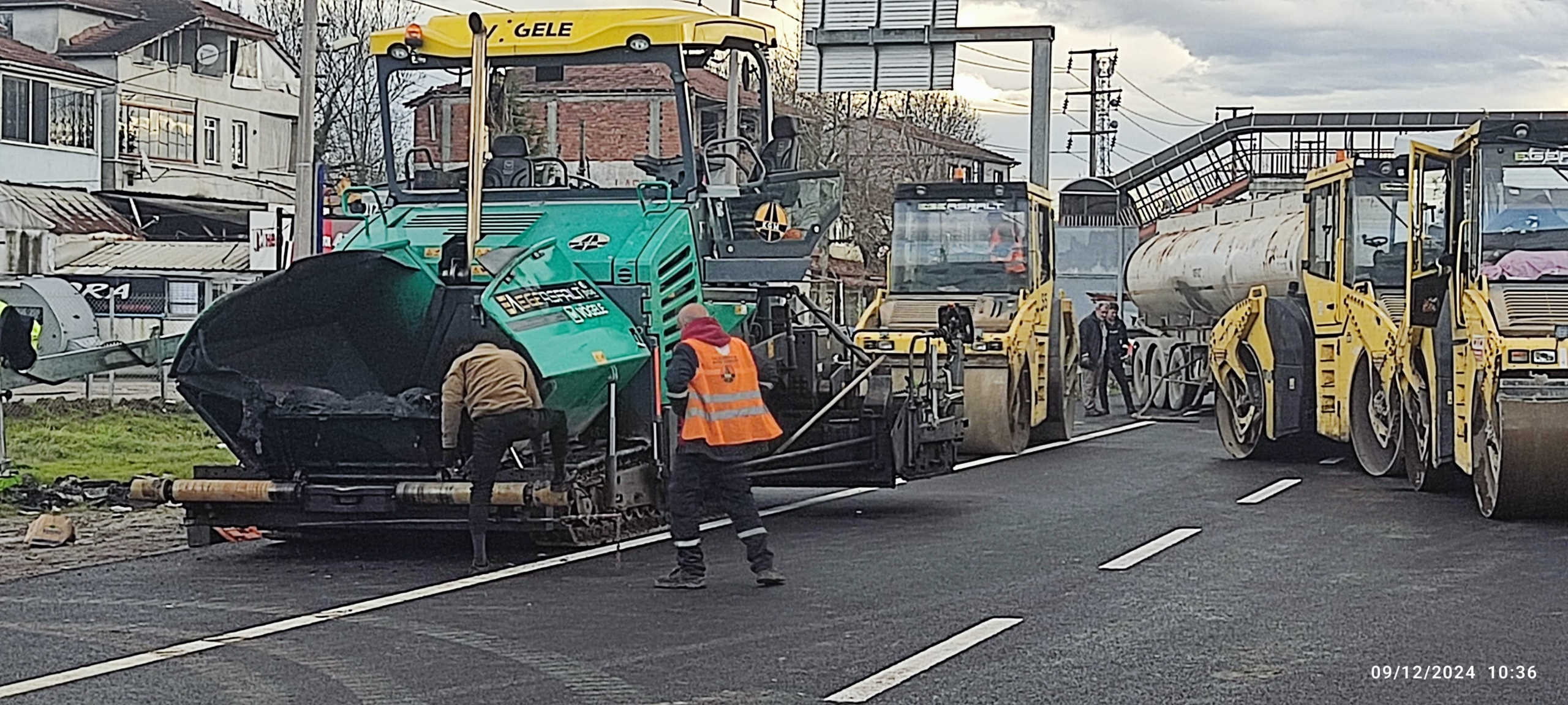DÜZCE'DE KARAYOLLARI ÇALIŞMALARI TARTIŞMA YARATTI:
