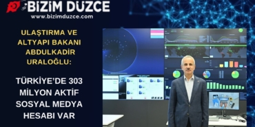 GİRESUN'UN GÖRELE İLÇESİNDE BALIK KAMYONUNUN KİRLİ ATIKLARINI DENİZE BOŞALTMASI TEPKİ ÇEKTİ (3)