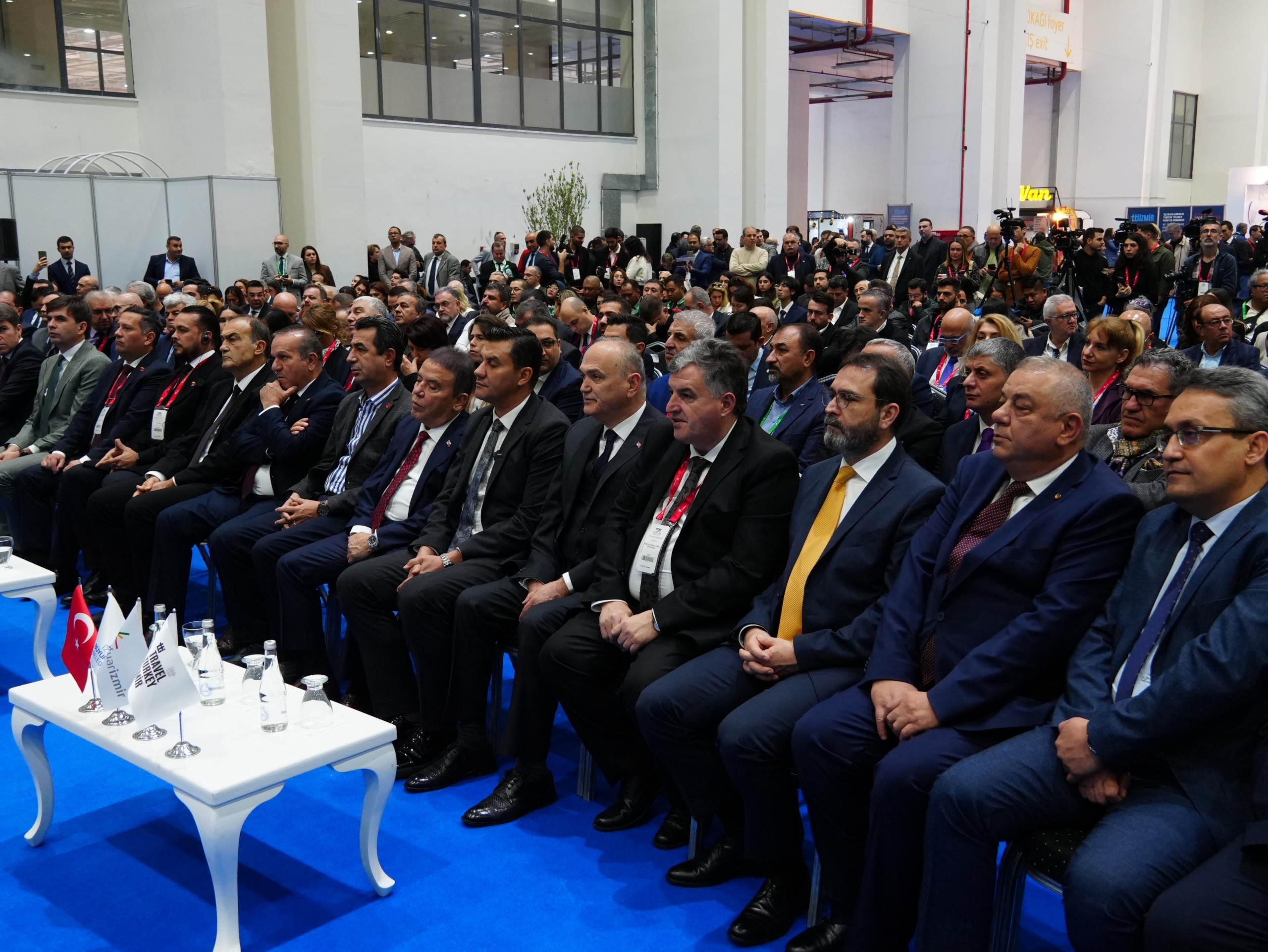 DÜZCE ULUSLAR ARASI ORGANİZASYONDA GÖRÜCÜYE ÇIKTI