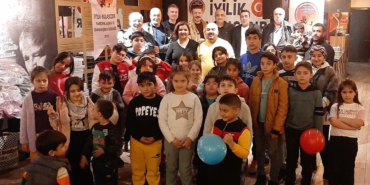iyilik-bulasicidir-derneginden-mont-ve-bot-dagitimi-etkinligi-105634-20241216