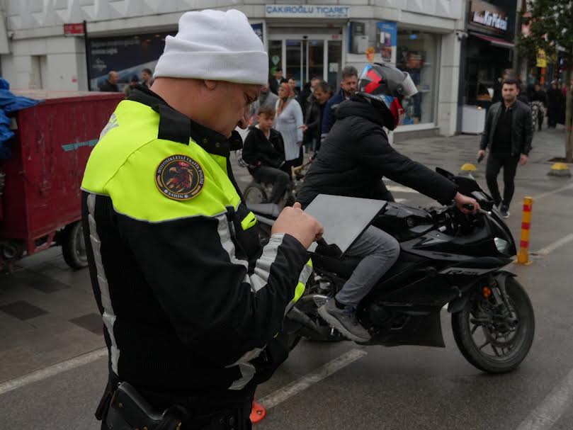 İstanbul Caddesi’nde Motosiklet Denetimi;