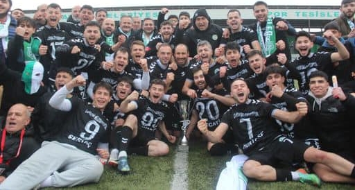 Cumayeri Belediyespor Düzce Süper Amatör Ligi'nde Şampiyon Oldu! Cumayeri Belediyespor Düzce Süper Amatör Ligi'nde Şampiyon Oldu!