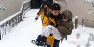 Düzce'de Sağlık Ekipleri Kar Yağışında Seferber Oldu