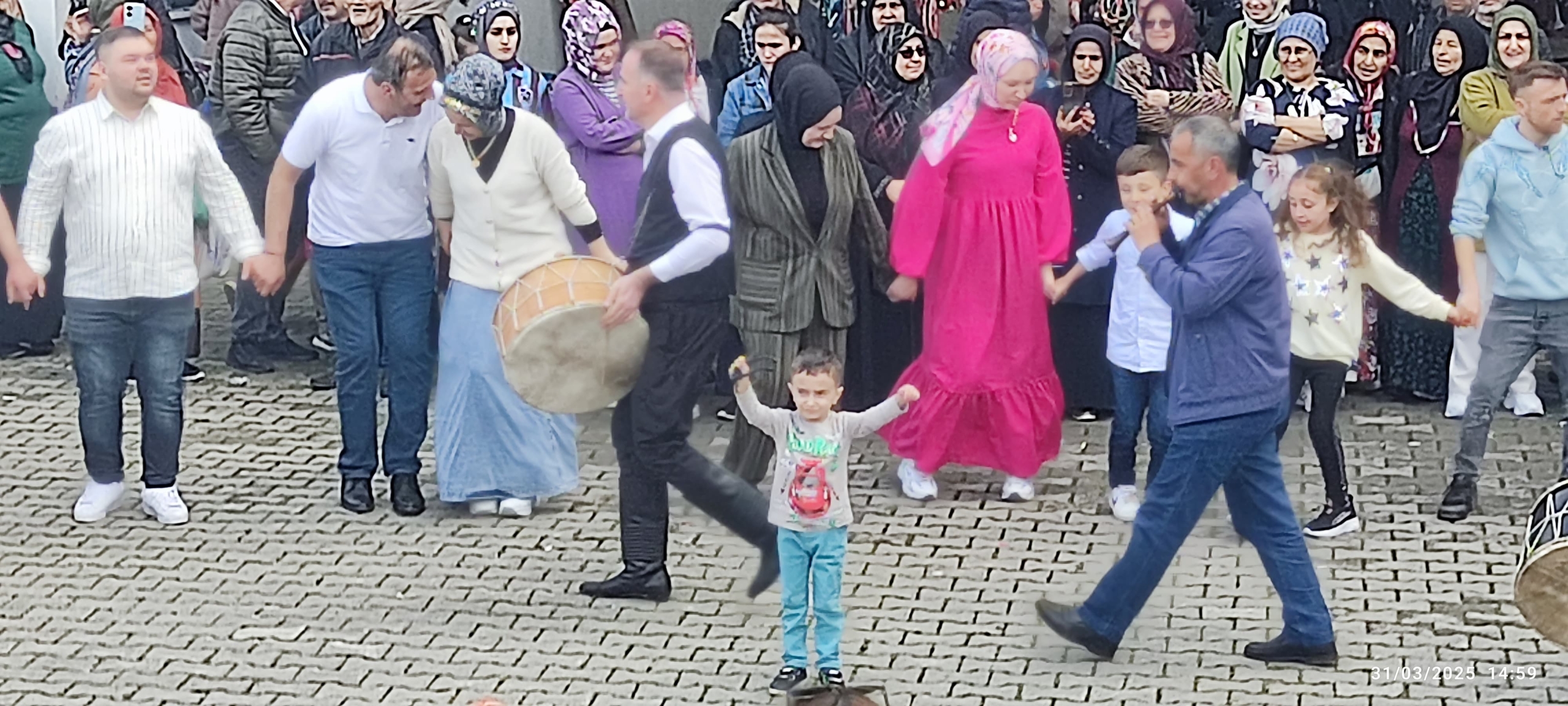 Gölyaka’da Muhlama Festivali Coşkuyla Devam Ediyor Gölyaka’da Muhlama Festivali Coşkuyla Devam Ediyor