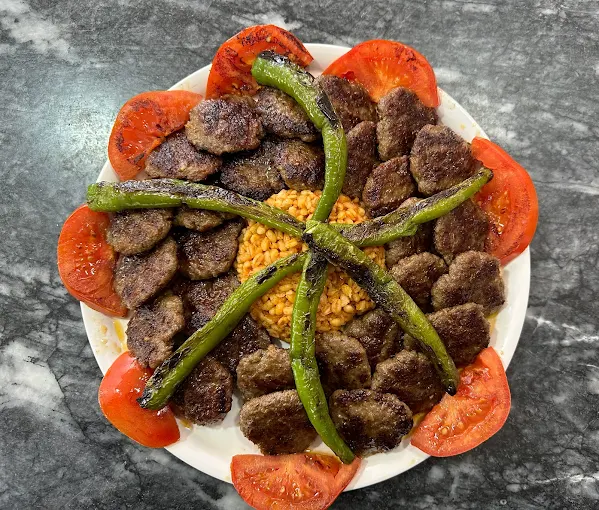 Dede Koru Köfte'nin lezzet Başarısı! Dede Koru Köfte'nin lezzet Başarısı!
