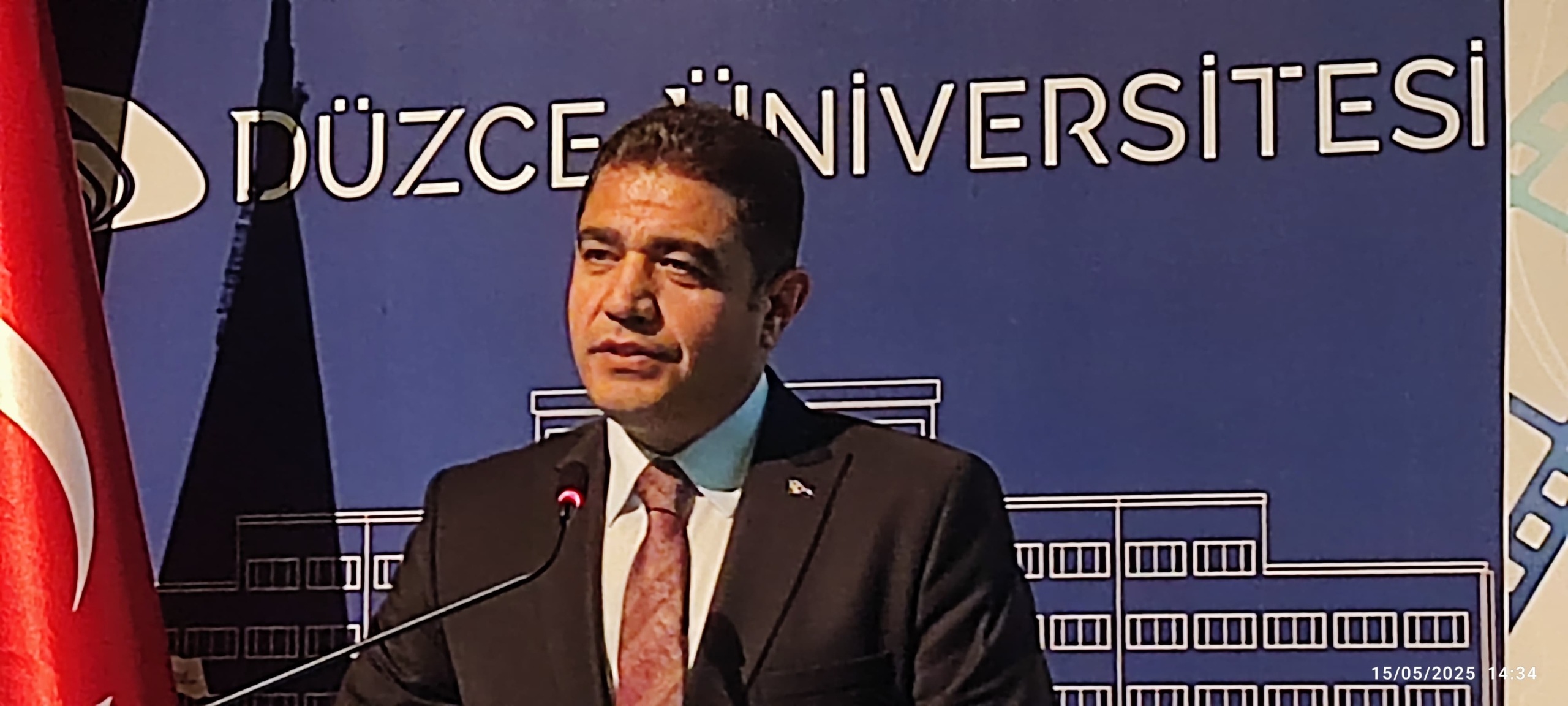 Düzce'de İlk Uluslararası Film Festivali Coşkuyla Başladı: Düzce'de İlk Uluslararası Film Festivali Coşkuyla Başladı: