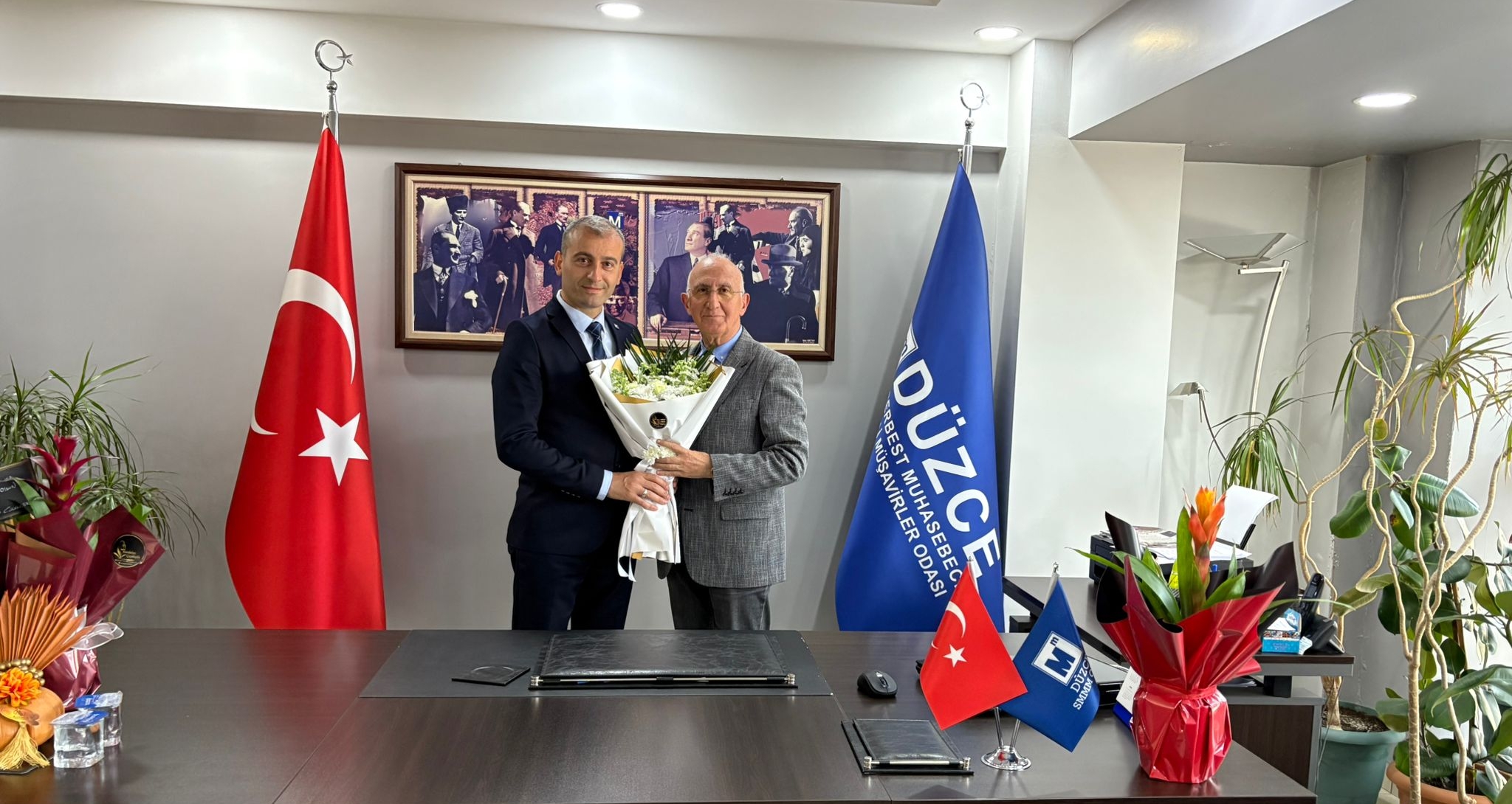 Düzce SMMM Odası'nda Görev Dağılımı Yapıldı Düzce SMMM Odası'nda Görev Dağılımı Yapıldı