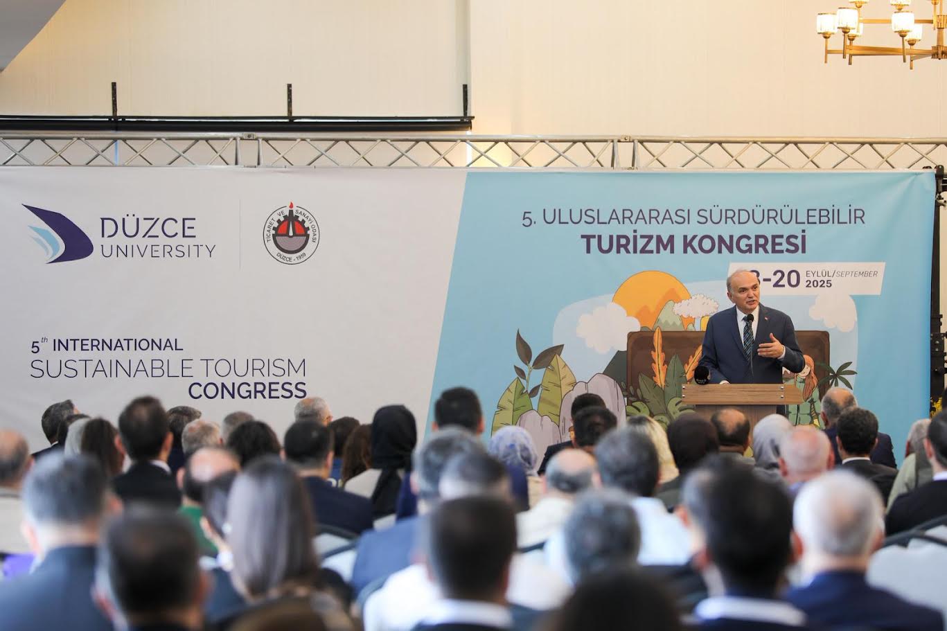BAŞKAN ÖZLÜ: "DÜZCE TURİZMİN YÜKSELEN YILDIZI OLACAK"