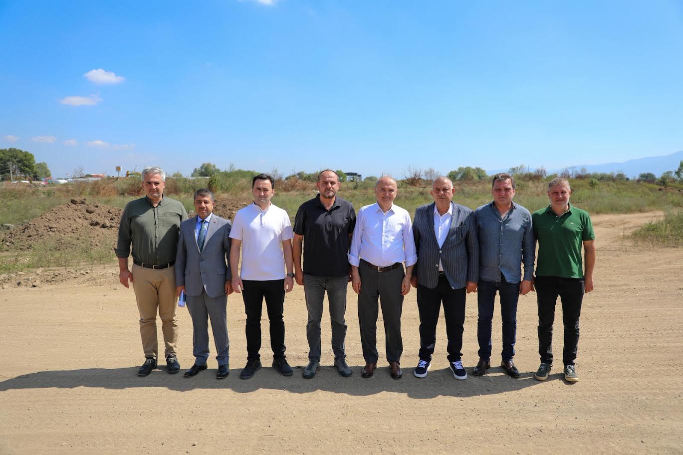 BAŞKAN ÖZLÜ’NÜN GÜMRÜK VE TIR PARKI HAYATA GEÇİYOR