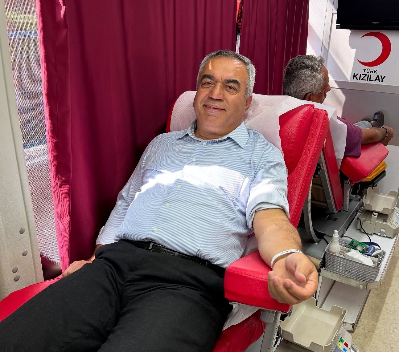 BAŞKAN SÜBEKÇİ'DEN KAN BAĞIŞINA DAVET BAŞKAN SÜBEKÇİ'DEN KAN BAĞIŞINA DAVET