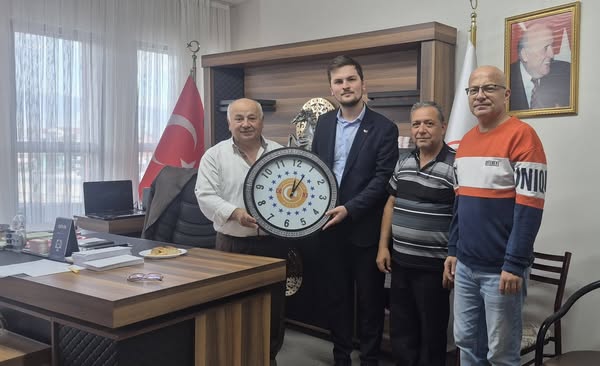 VİZYONER GENÇLİKTEN DP DÜZCE'YE ANLAMLI ZİYARET: