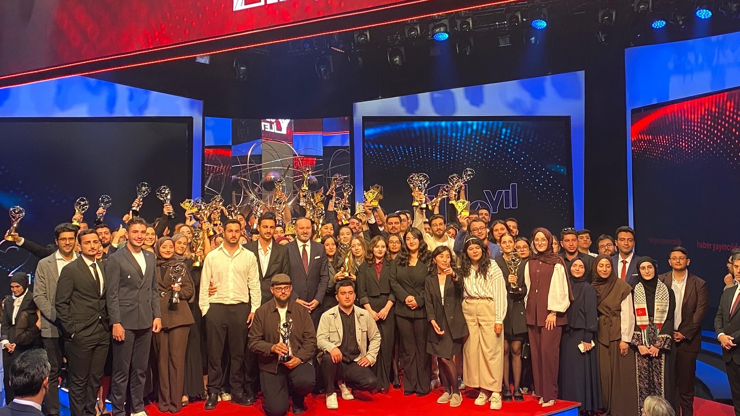 REKTÖR PROF. DR. SÖZBİR’DEN TRT BAŞARISI MESAJI: