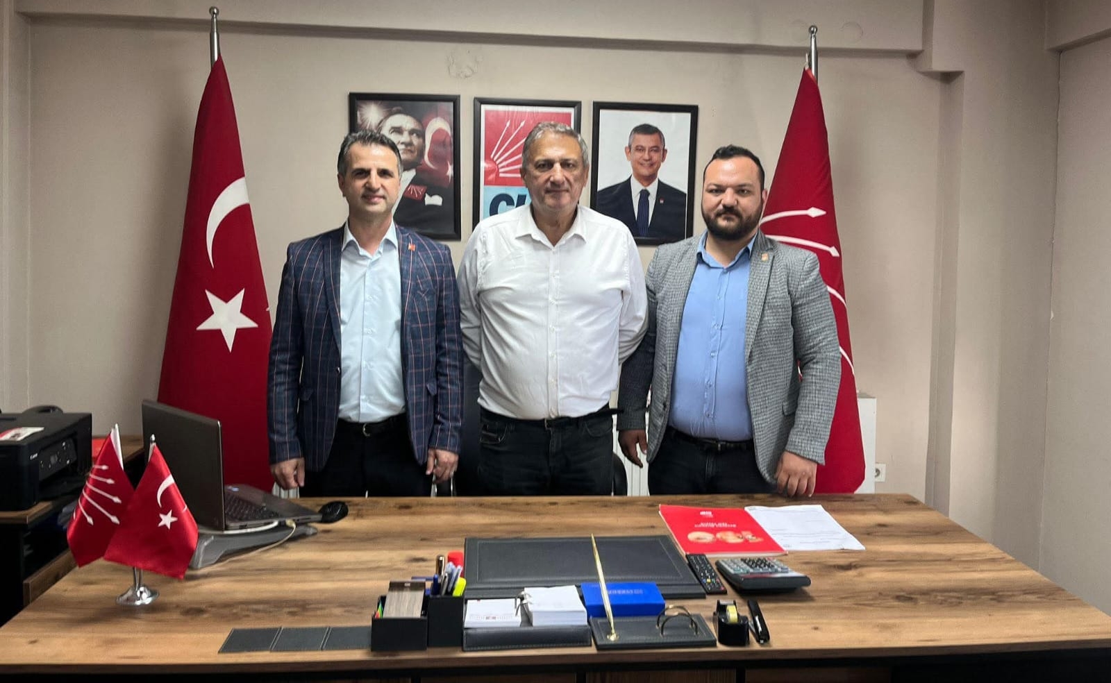 CHP DÜZCE'DE BAYRAK DEĞİŞİMİ: