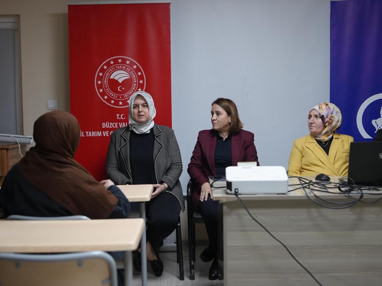 Mantar Yetiştiriciliği Eğitimi Başladı: İlgi Yoğun!