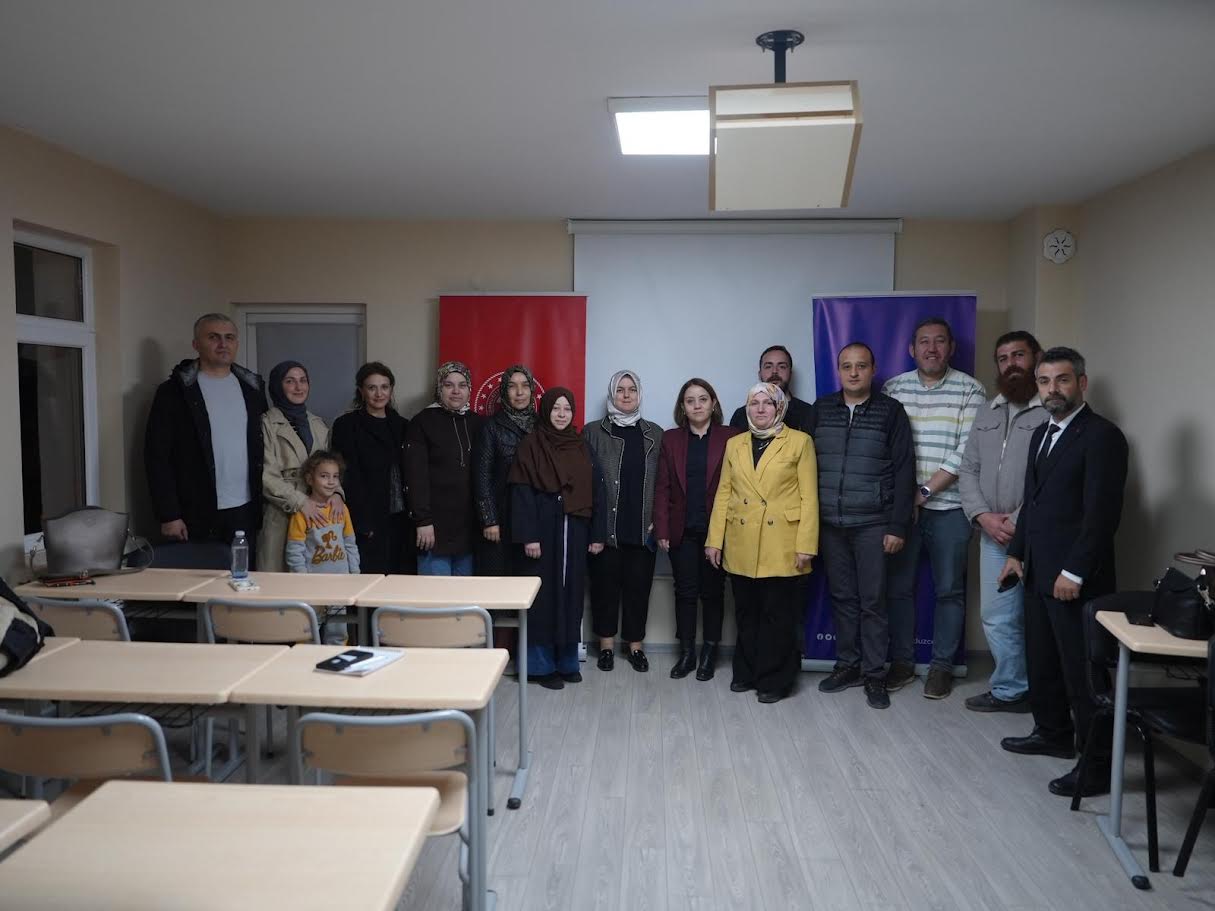 Mantar Yetiştiriciliği Eğitimi Başladı: İlgi Yoğun!