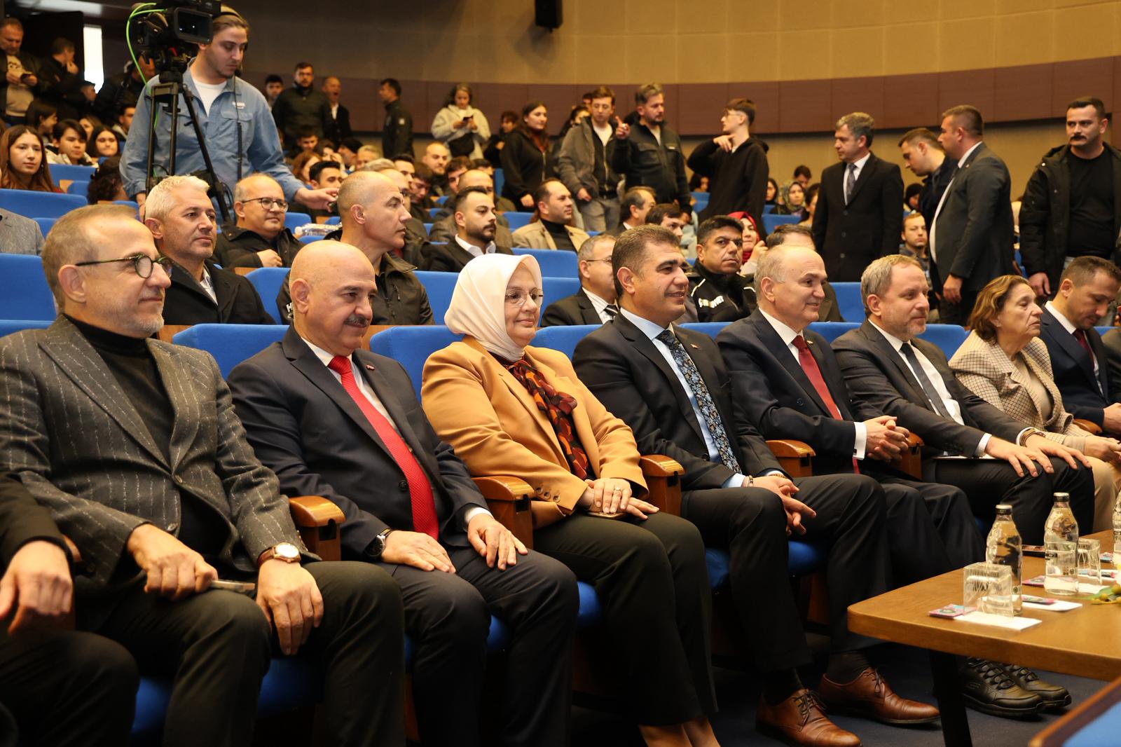 Kale Grubu Başkanı Okyay ''Savunma Sanayii Güçlü Olmak Şart!!''