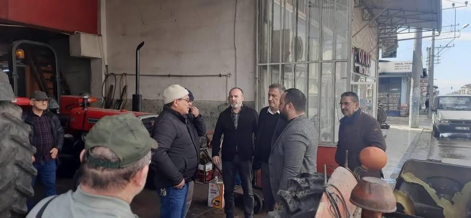 CHP'DEN ESKİ SANAYİ ESNAFA DESTEK ZİYARETİ CHP'DEN ESKİ SANAYİ ESNAFA DESTEK ZİYARETİ