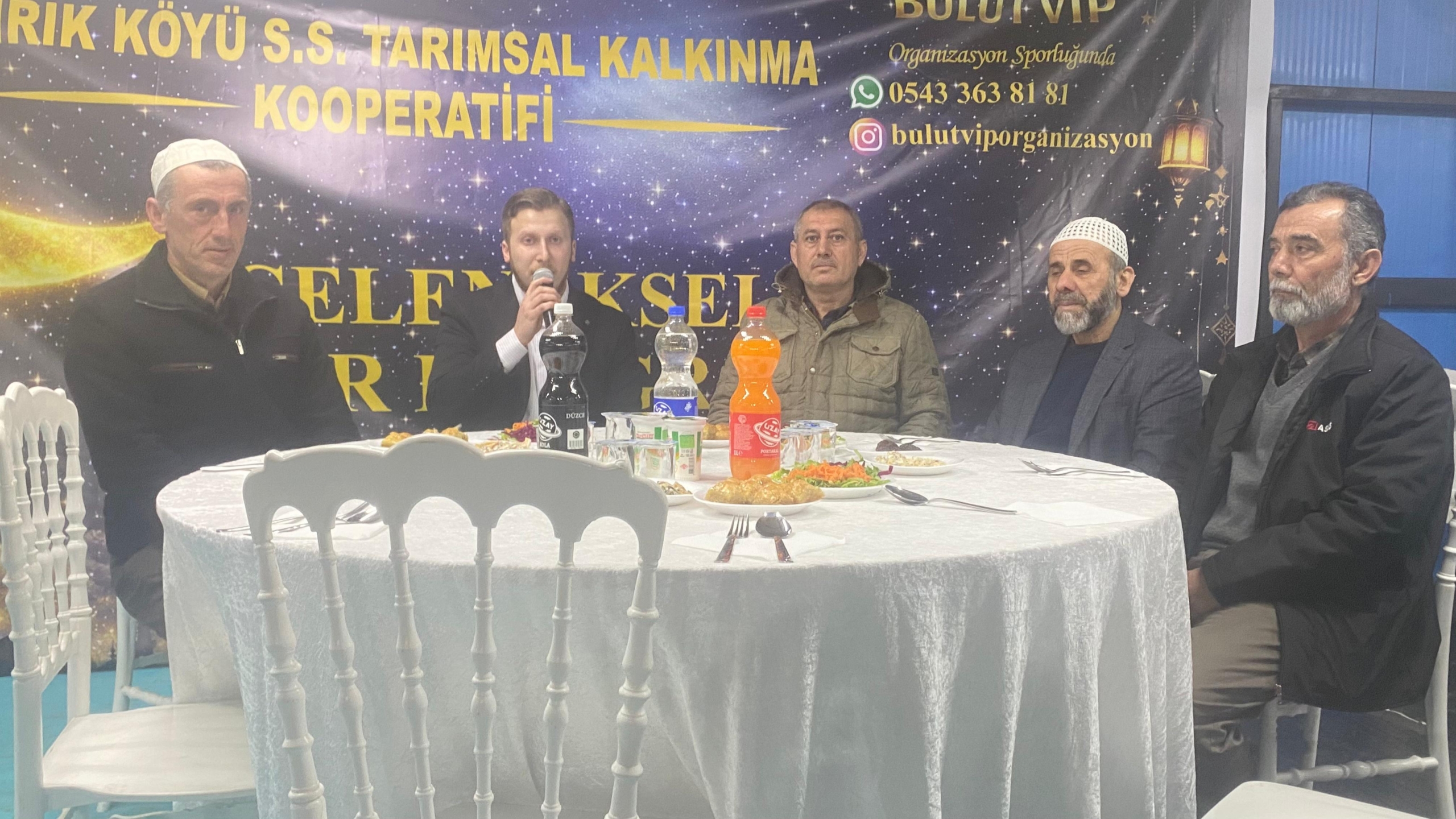 Kırık Köyü’nde Birlik Sofrası: Yüzlerce Kişi İftarda Buluştu